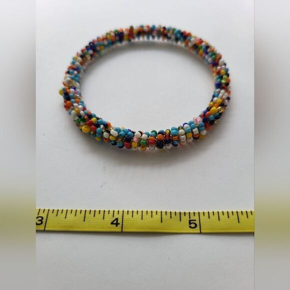 Beaded Bangle Bracelet 🩷 Stunning Style, Design and Colors! New Never Worn. - Picture 2 of 5